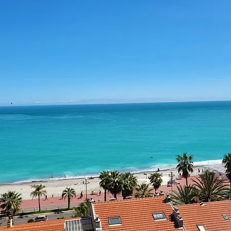 Le Californie Ницца